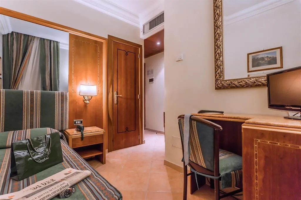 Raeli Hotel Noto روما 3*,