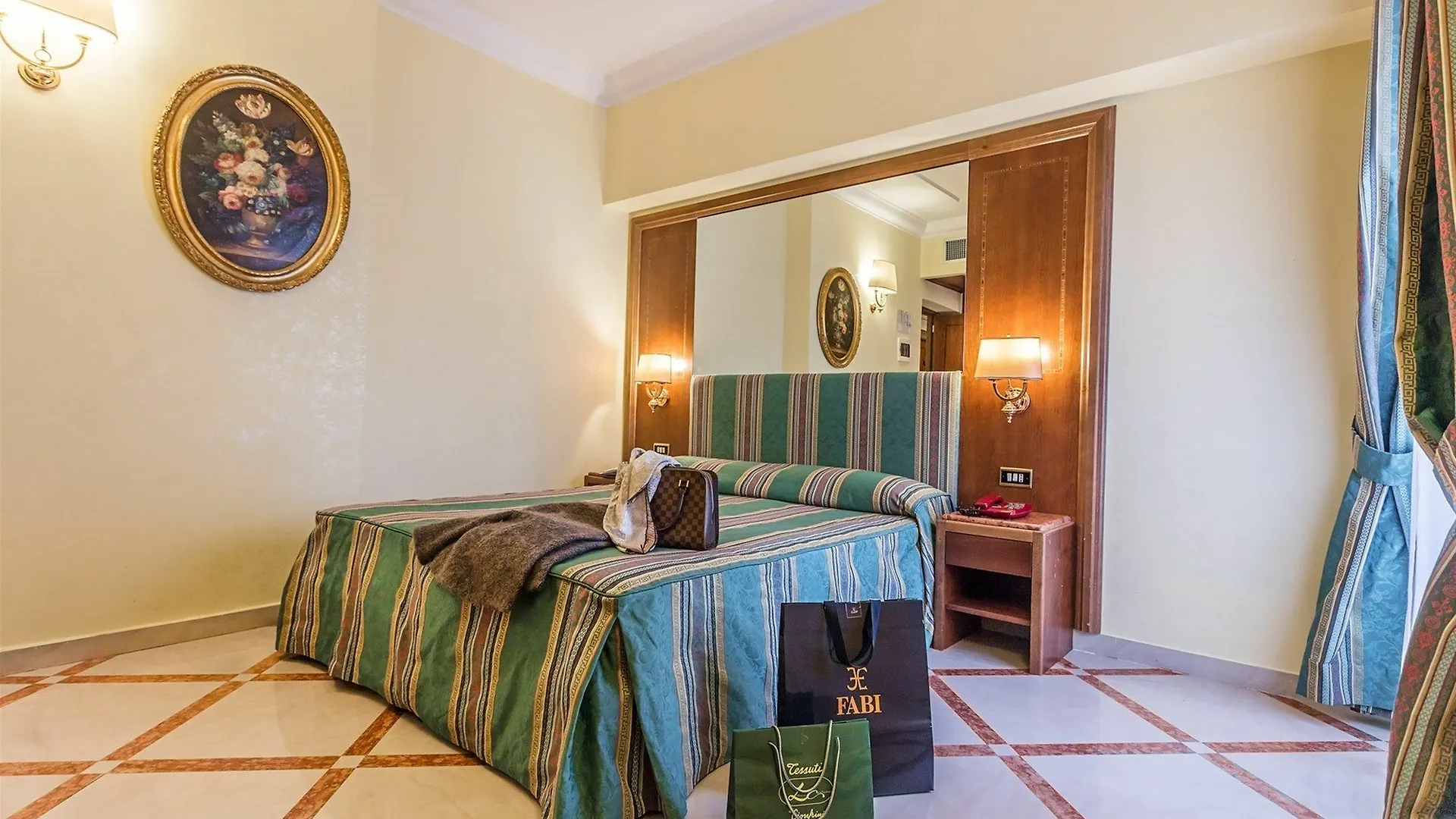 Raeli Hotel Noto روما 3*,  إيطاليا